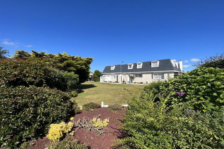 Photo of property in 2 Avon Street, Levin, 5510