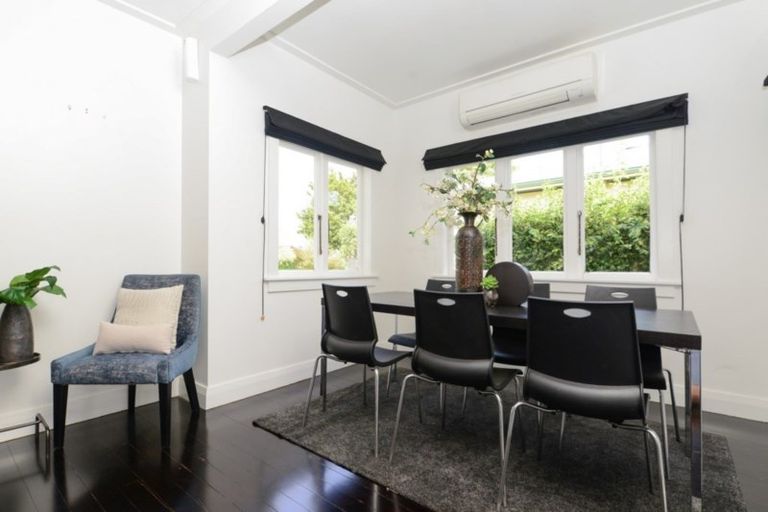 Photo of property in 19 Gillies Avenue, Claudelands, Hamilton, 3214