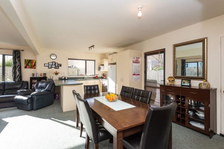 Photo of property in 48a Oxley Avenue, St Albans, Christchurch, 8014