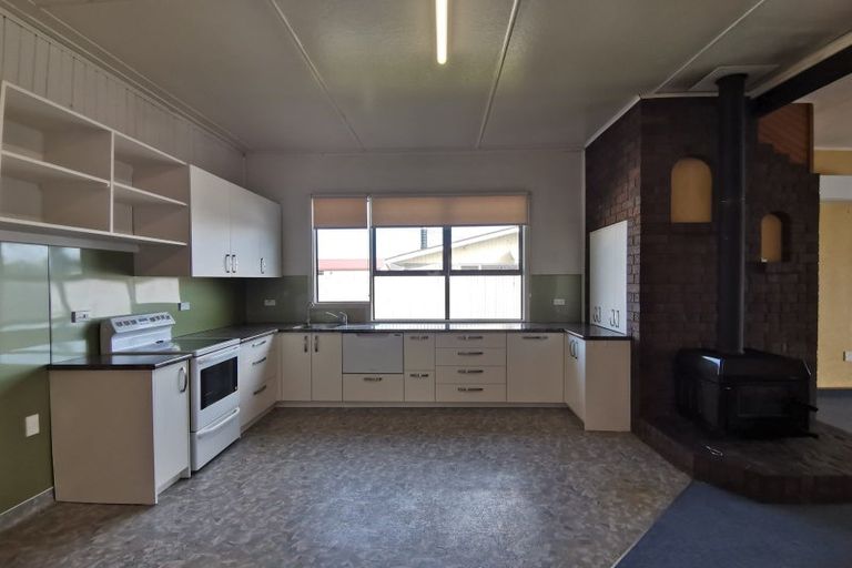 Photo of property in 124 Davie Street, Hokitika, 7810