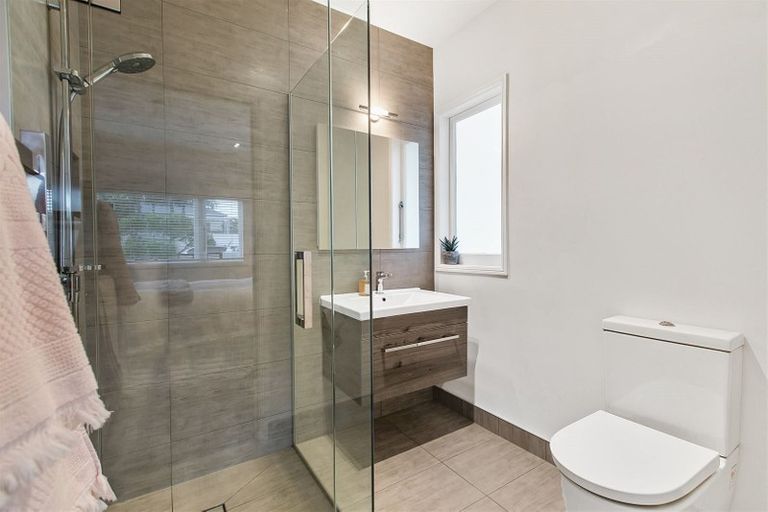 Photo of property in 41 Shackleton Road, Mount Eden, Auckland, 1024