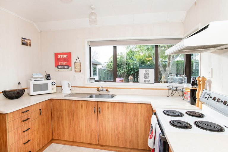 Photo of property in 47a Abbott Street, Te Hapara, Gisborne, 4010