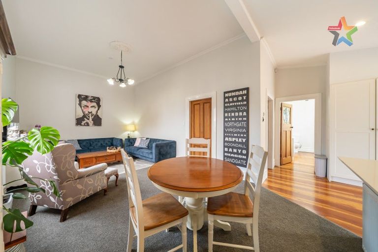 Photo of property in 32 Riddlers Crescent, Petone, Lower Hutt, 5012