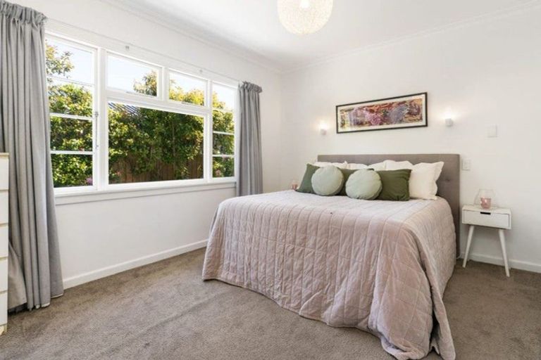 Photo of property in 37 Tainui Street, Somerfield, Christchurch, 8024