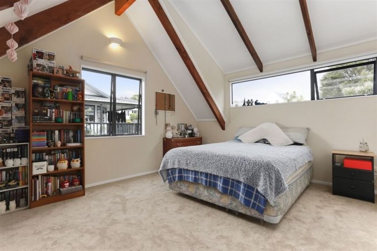 Photo of property in 47h Ambler Avenue, Glen Eden, Auckland, 0602