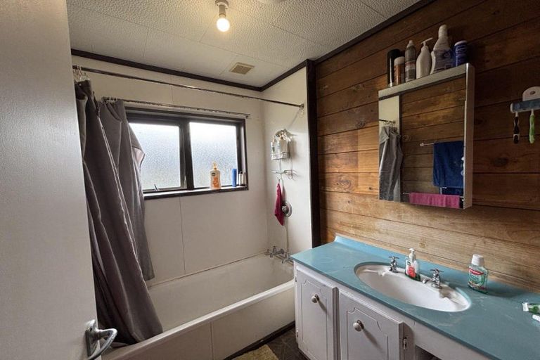 Photo of property in 50 Treadwell Street, Springvale, Whanganui, 4501