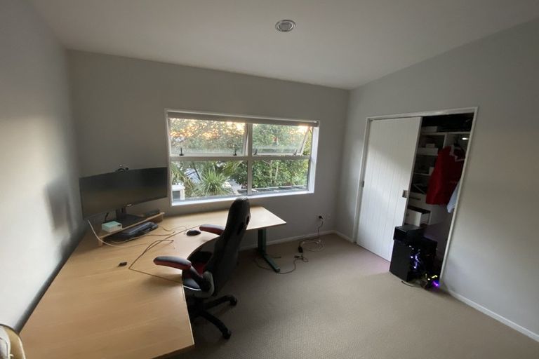 Photo of property in 10 Saltaire Street, Avondale, Auckland, 1026