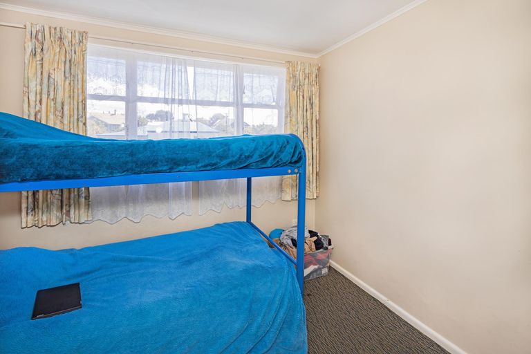 Photo of property in 15a Ure Street, South Hill, Oamaru, 9400