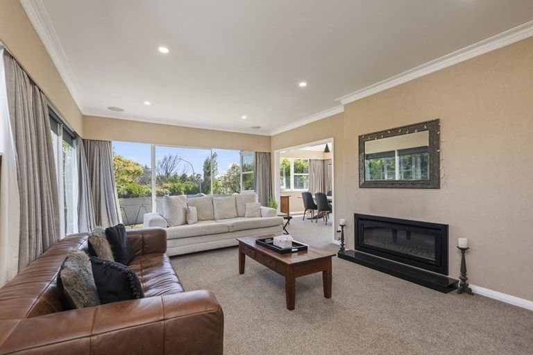 Photo of property in 1 Wigan Place, Hokowhitu, Palmerston North, 4410