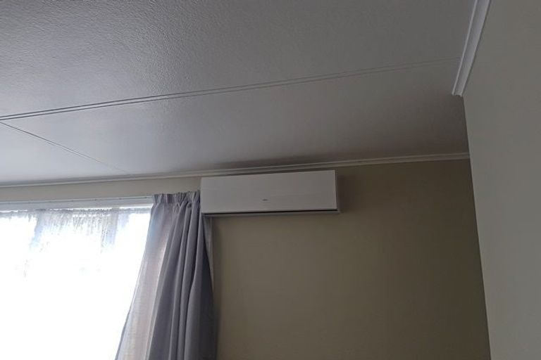 Photo of property in 610 Featherston Street, Roslyn, Palmerston North, 4414