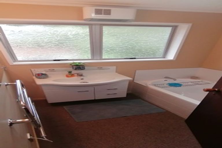 Photo of property in 8 Windsor Place, Mosgiel, 9024