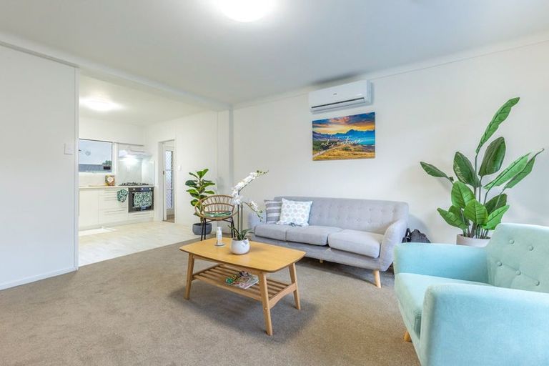 Photo of property in 2/278 Shirley Road, Papatoetoe, Auckland, 2025
