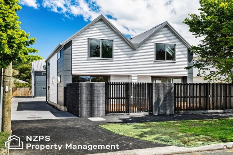 Photo of property in 2/208 Surrey Street, Saint Clair, Dunedin, 9012