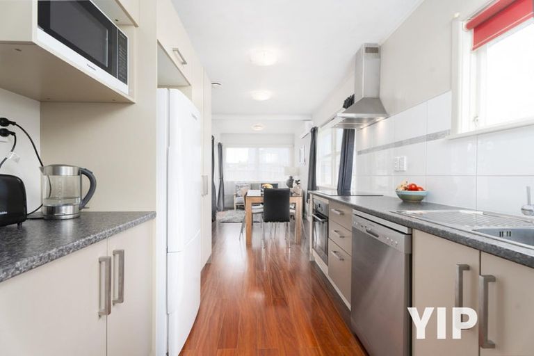 Photo of property in 7b Jay Street, Paparangi, Wellington, 6037