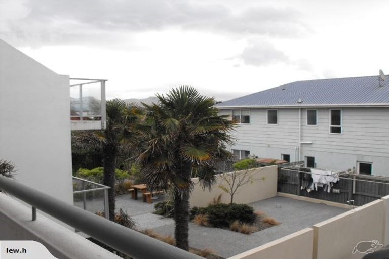 Photo of property in 5/272 Marine Parade, New Brighton, Christchurch, 8061