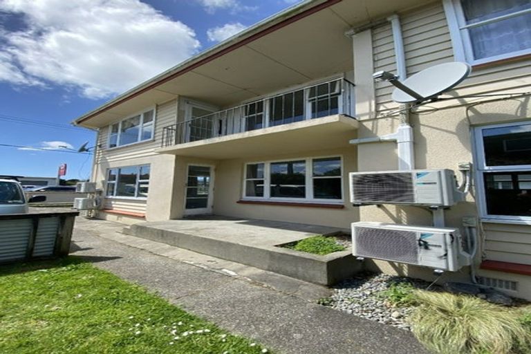 Photo of property in 2 Totara Street, Trentham, Upper Hutt, 5018