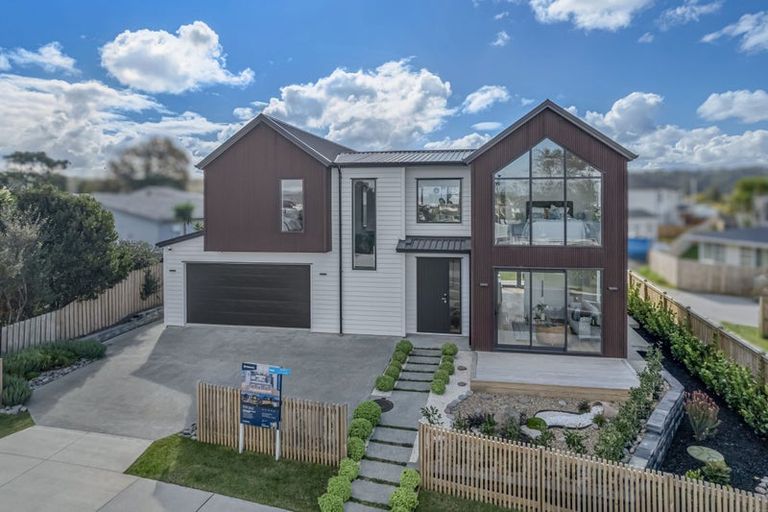 Photo of property in 17a Alexandra Street, Riverhead, 0820