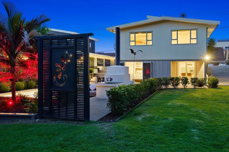 Photo of property in 4 Tahi Road, Paraparaumu Beach, Paraparaumu, 5032