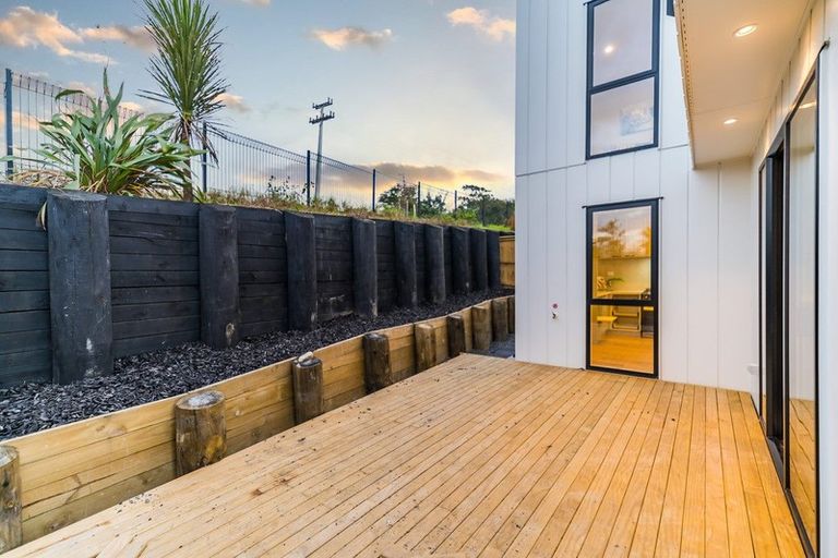 Photo of property in 41 Kea Road, Silverdale, 0932