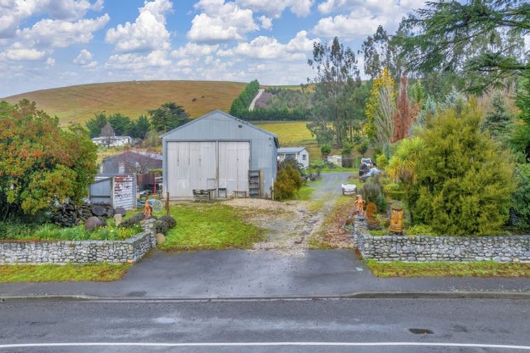 Photo of property in 69 Princes Street, Waikari, 7420
