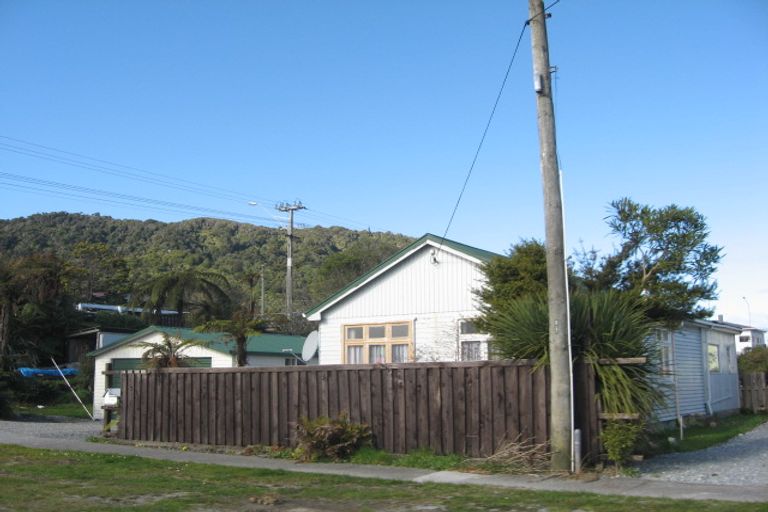Photo of property in 39 Sturge Street, Cobden, Greymouth, 7802