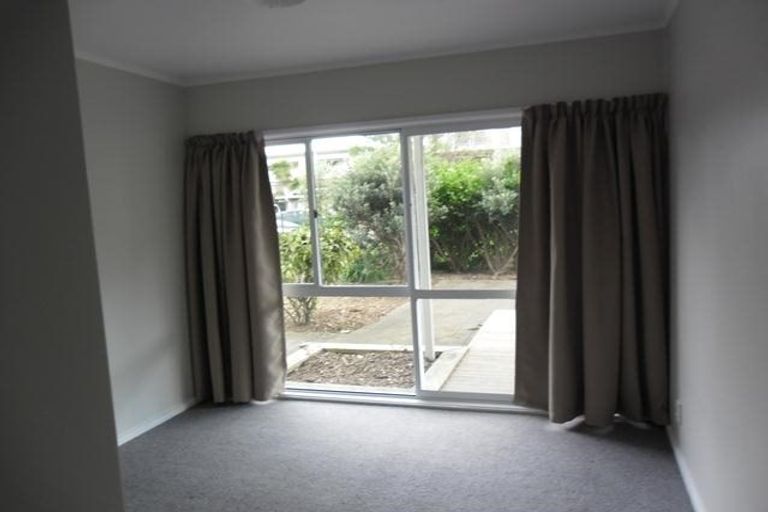 Photo of property in 95 Farmer Crescent, Taita, Lower Hutt, 5011