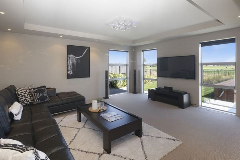 Photo of property in 4 The Belfry, Waimairi Beach, Christchurch, 8083
