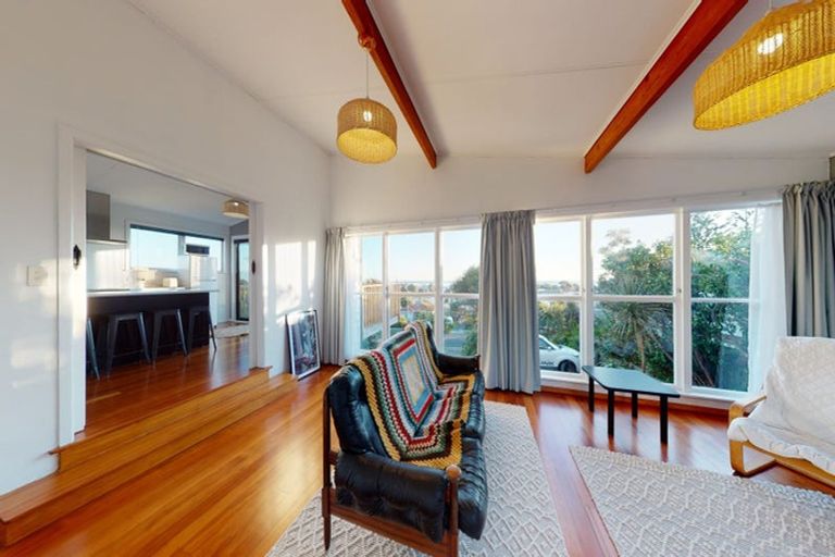 Photo of property in 134 Cornfoot Street, Castlecliff, Whanganui, 4501