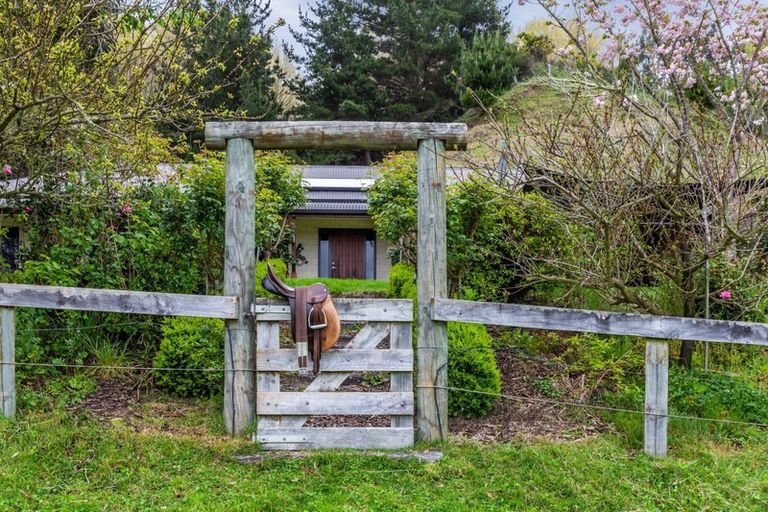 Photo of property in 879 Tukairangi Road, Acacia Bay, Taupo, 3385