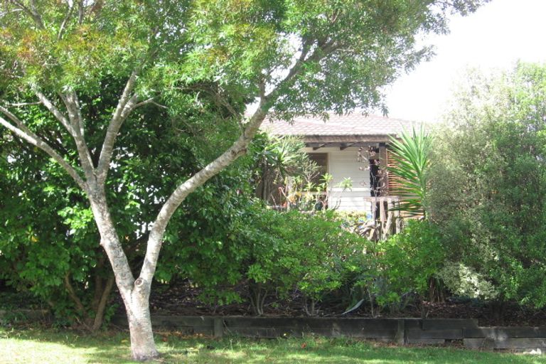 Photo of property in 31 Takapu Street, Henderson, Auckland, 0612