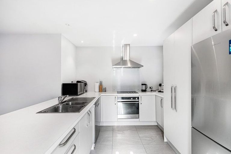 Photo of property in 6/34 John Campbell Crescent, Hillmorton, Christchurch, 8024