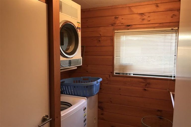 Photo of property in 2/20 Greenhill Crescent, Pakuranga, Auckland, 2010