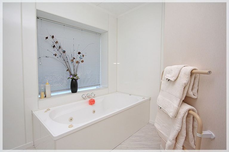 Photo of property in 6 Brown Street, Foxton, 4814