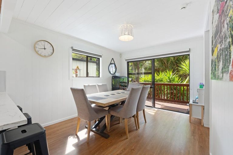 Photo of property in 169 Wairere Road, Waitakere, Henderson, 0782