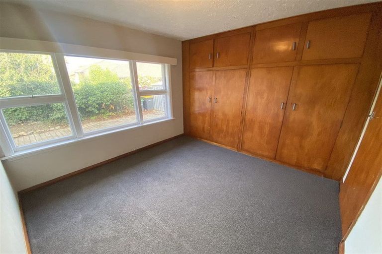 Photo of property in 6 Wyatt Place, Russley, Christchurch, 8042