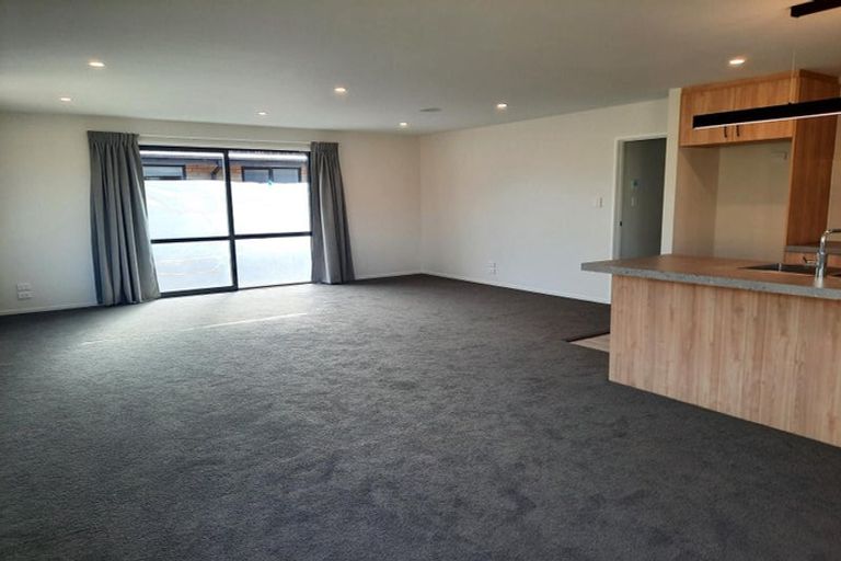 Photo of property in 5 Selfe Crescent, Burwood, Christchurch, 8083