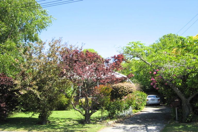 Photo of property in 11 Ryeland Avenue, Ilam, Christchurch, 8041