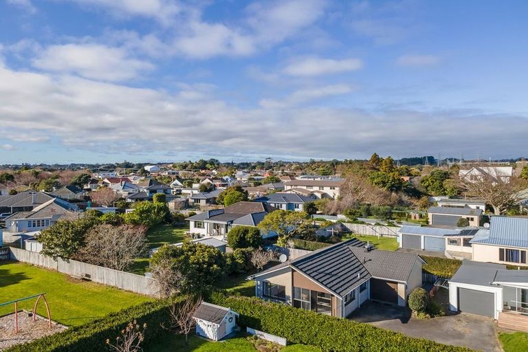 Photo of property in 123a Brooklands Road, Brooklands, New Plymouth, 4310