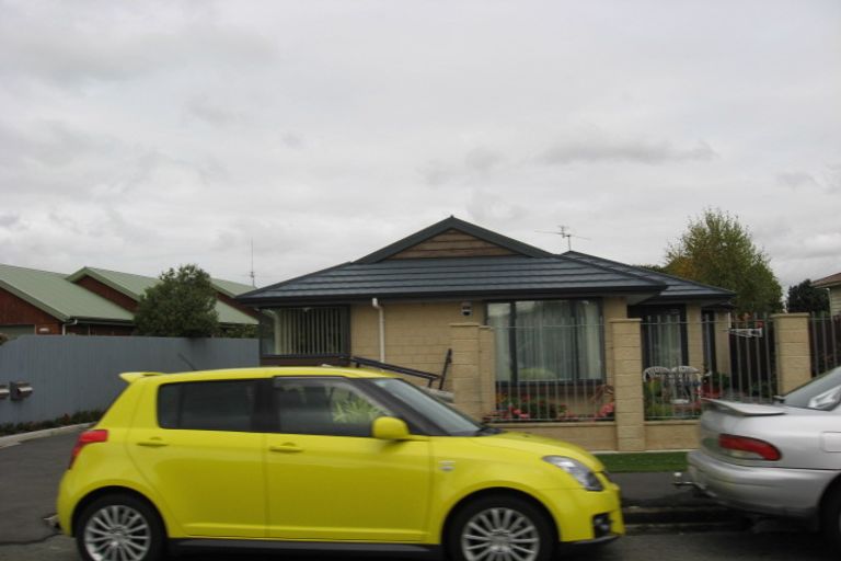 Photo of property in 12d Grassmere Street, Papanui, Christchurch, 8052