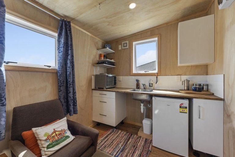 Photo of property in 47 Seagrass Place, Otaki Beach, Otaki, 5512