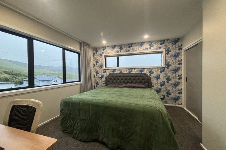 Photo of property in 32 Atherton Terrace, Churton Park, Wellington, 6037