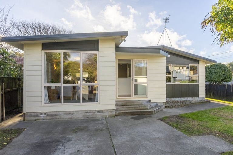 Photo of property in 45 Gray Avenue, Paraparaumu Beach, Paraparaumu, 5032