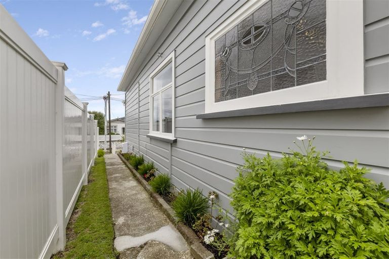 Photo of property in 51 Gaine Street, New Plymouth, 4310
