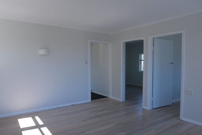 Photo of property in 5 Allen Road, Raumati Beach, Paraparaumu, 5032