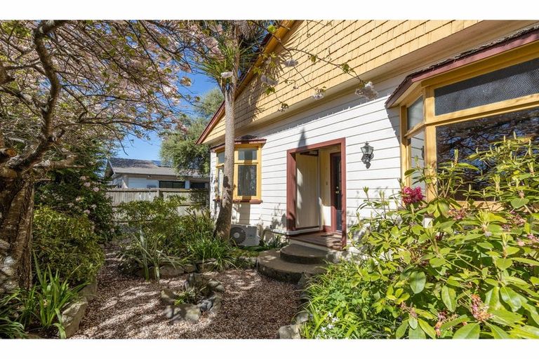 Photo of property in 193 High Street, Oxford, 7430