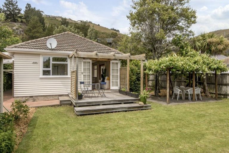 Photo of property in 50 Bay View Road, Moncks Bay, Christchurch, 8081