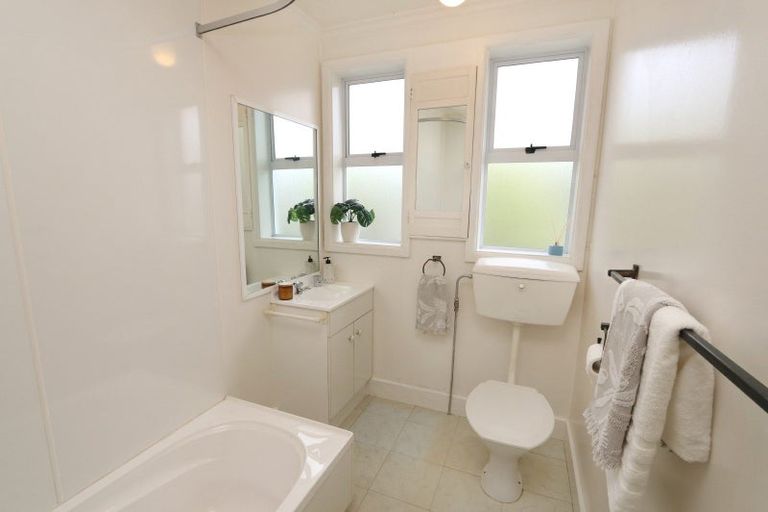 Photo of property in 146 Mcmurdo Street, Tinwald, Ashburton, 7700