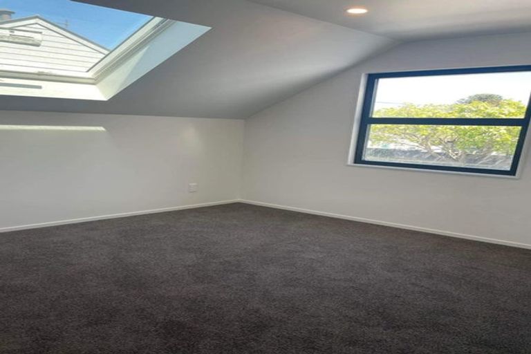 Photo of property in 2/7 Hume Street, Sydenham, Christchurch, 8023