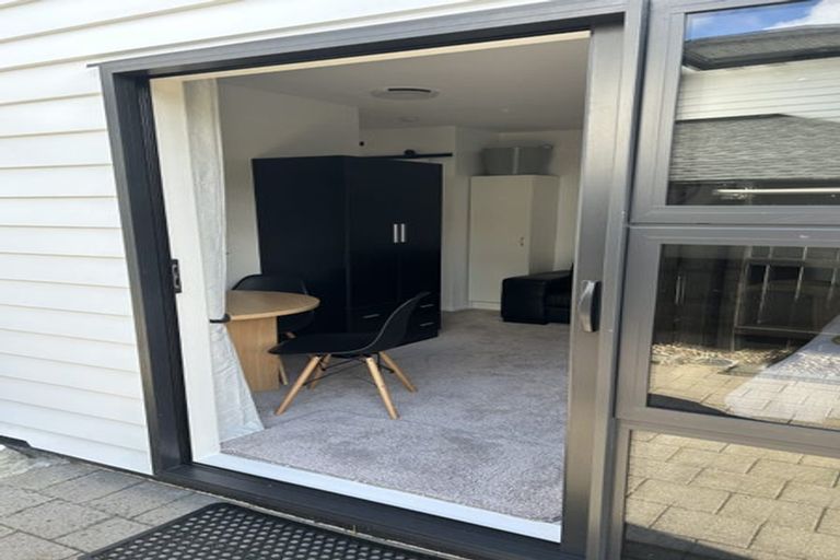 Photo of property in 35 Langana Avenue, Browns Bay, Auckland, 0630