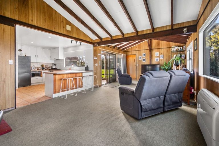 Photo of property in 35-37 Tokomaru Road, Tokomaru, Palmerston North, 4474